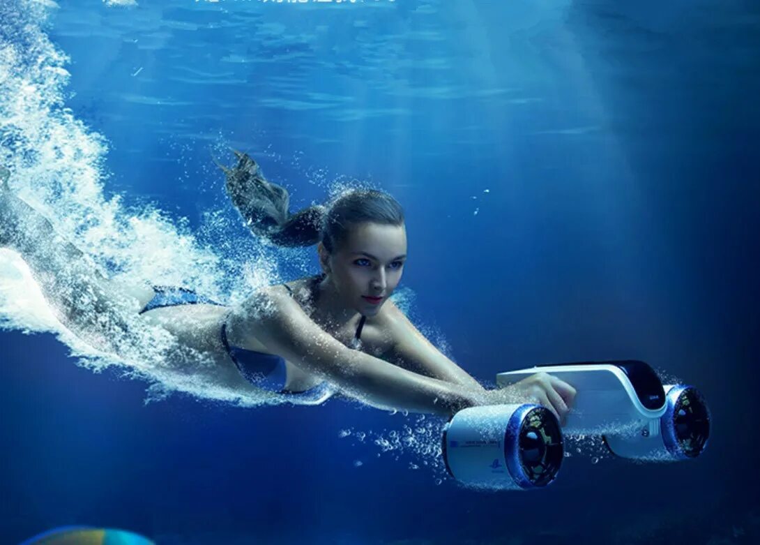 Какого числа можно плавать на моторе. Скутер для подводного плавания. Аппарат для плавания под водой. Подводный мотор для плавания. Водный скутер подводный.