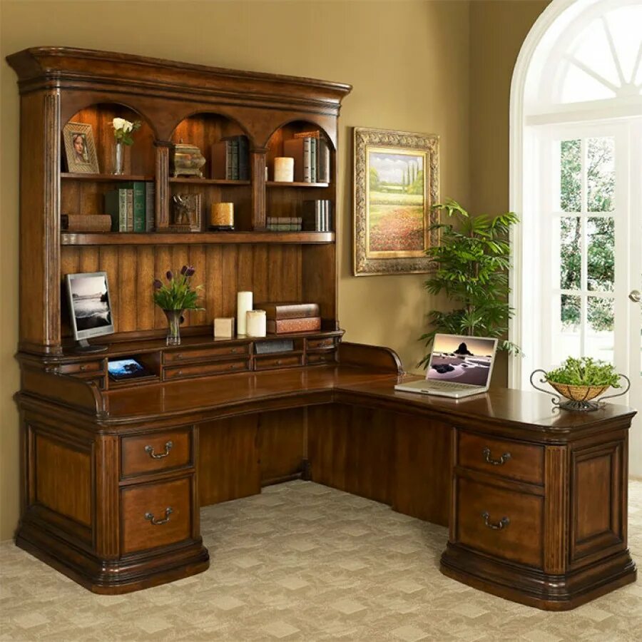 Стол с английского на русский. Стол для кабинета домашнего. Мебель для кабинета в частном доме. Письменный стол для домашнего кабинета. Домашний кабинет.