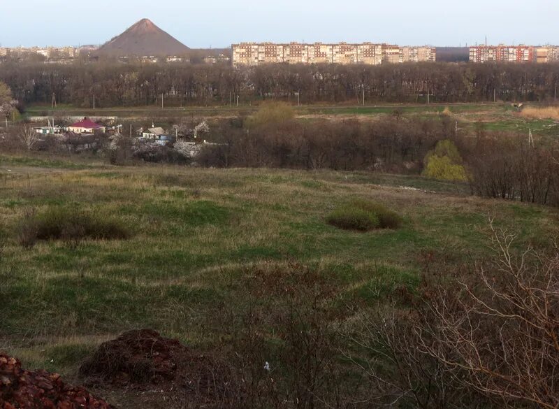 Гвардейка. Гвардейка макеевка автостанция. Автостанция червоногвардейский район макеевки. Гвардейка. Ул тропинина гвардейка макеевка.