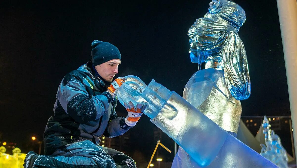 Аляска екатеринбург. Курск конкурс ледяных скульптур награждение. Костюм ледяной фигуры для мальчика.