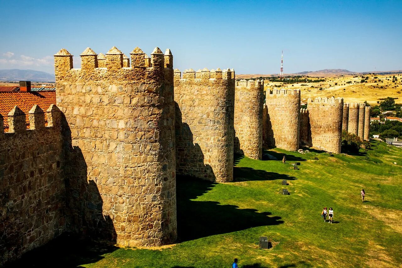 Город крепость авила в испании. Авила провинция. Авила avila испания. Замок авила в испании. Крепость авила.