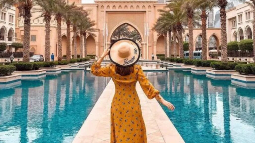 Отель атлантис дубай. Дубай пальма джумейра атлантис. Туры в оаэ из москвы апрель 2024. Jbr дубай. Оаэ пляж.