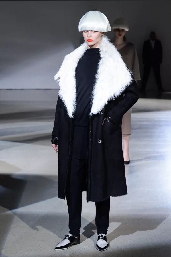 Фото kai tegin. Туррисх tegin. Кая тегин. Дом моды светланы тегин. Эмрен тегин.