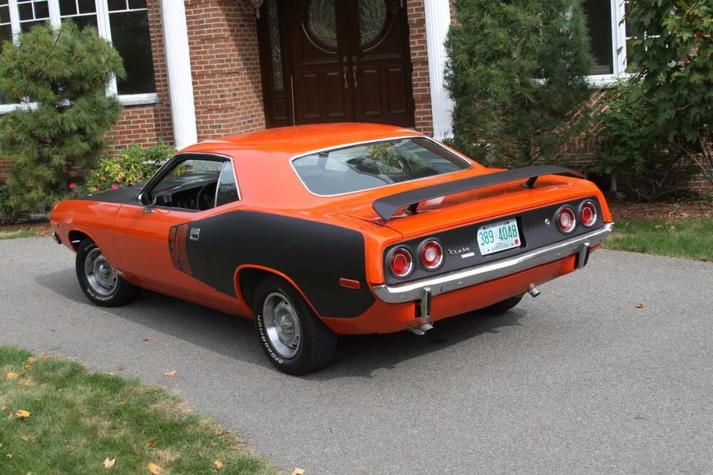 Plymouth Barracuda 1972. Plymouth Hemi CUDA 1972. Плимут Барракуда 1974. Плимут Barracuda 1968 Hemi.