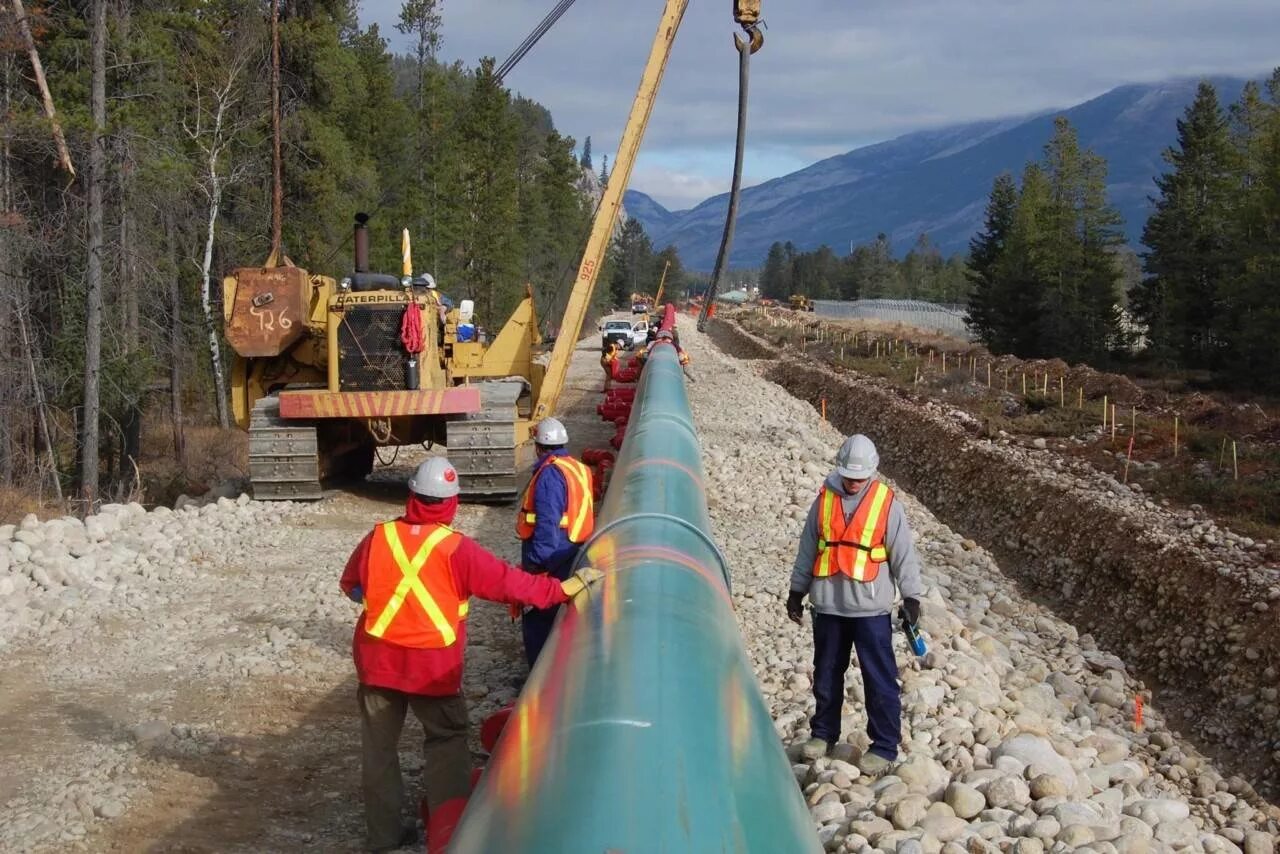 Лупинг это. Трубопроводы Канады. Строительство трубопроводов. Канадский нефтепровод. Лупинги магистрального газопровода.