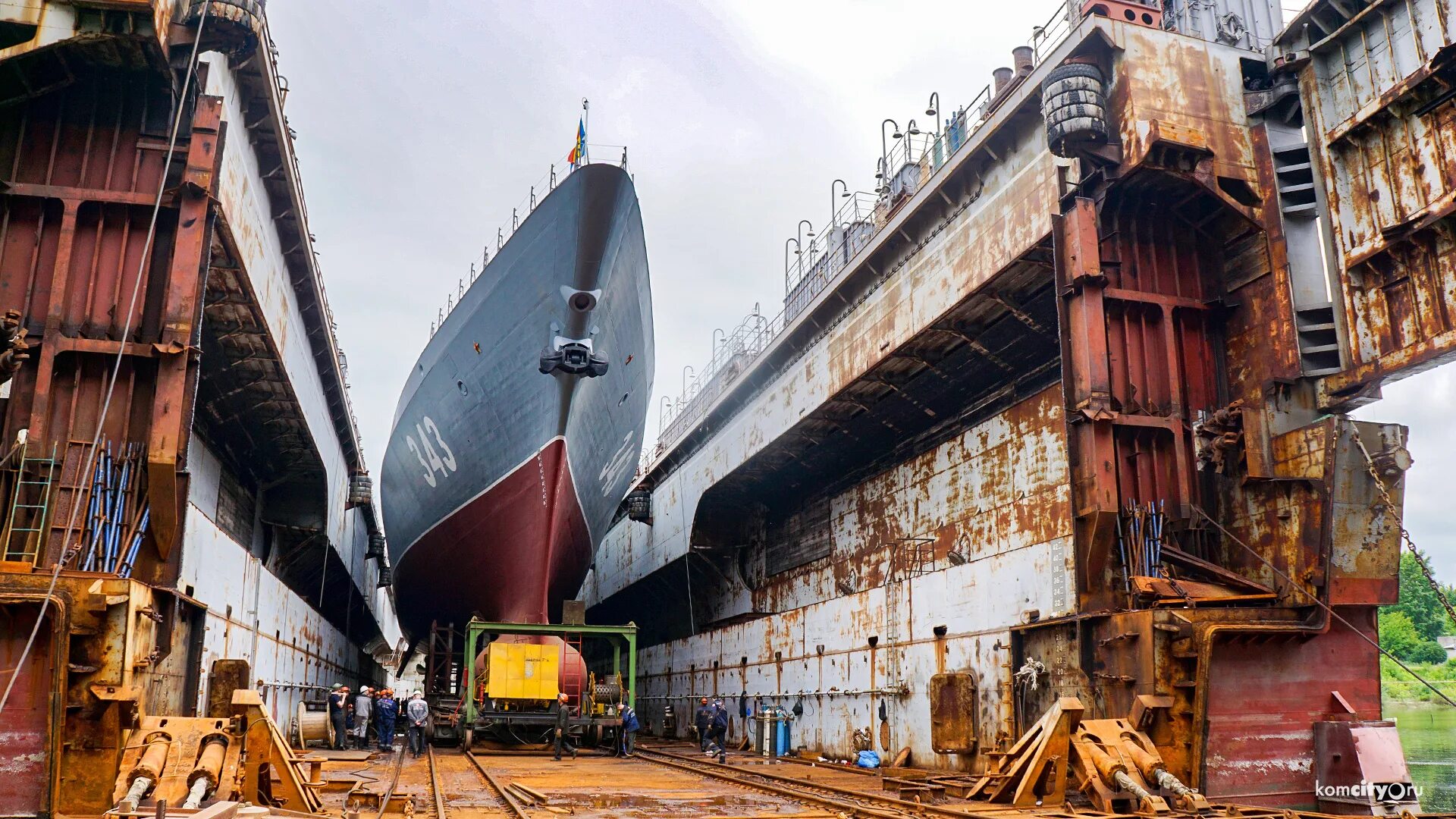 Верфь 4. Адмиралтейские верфи санкт-петербург. «судостроительная верфь «бэлл». Санкт-петербург верфи судостроительный завод. Верфь 4.