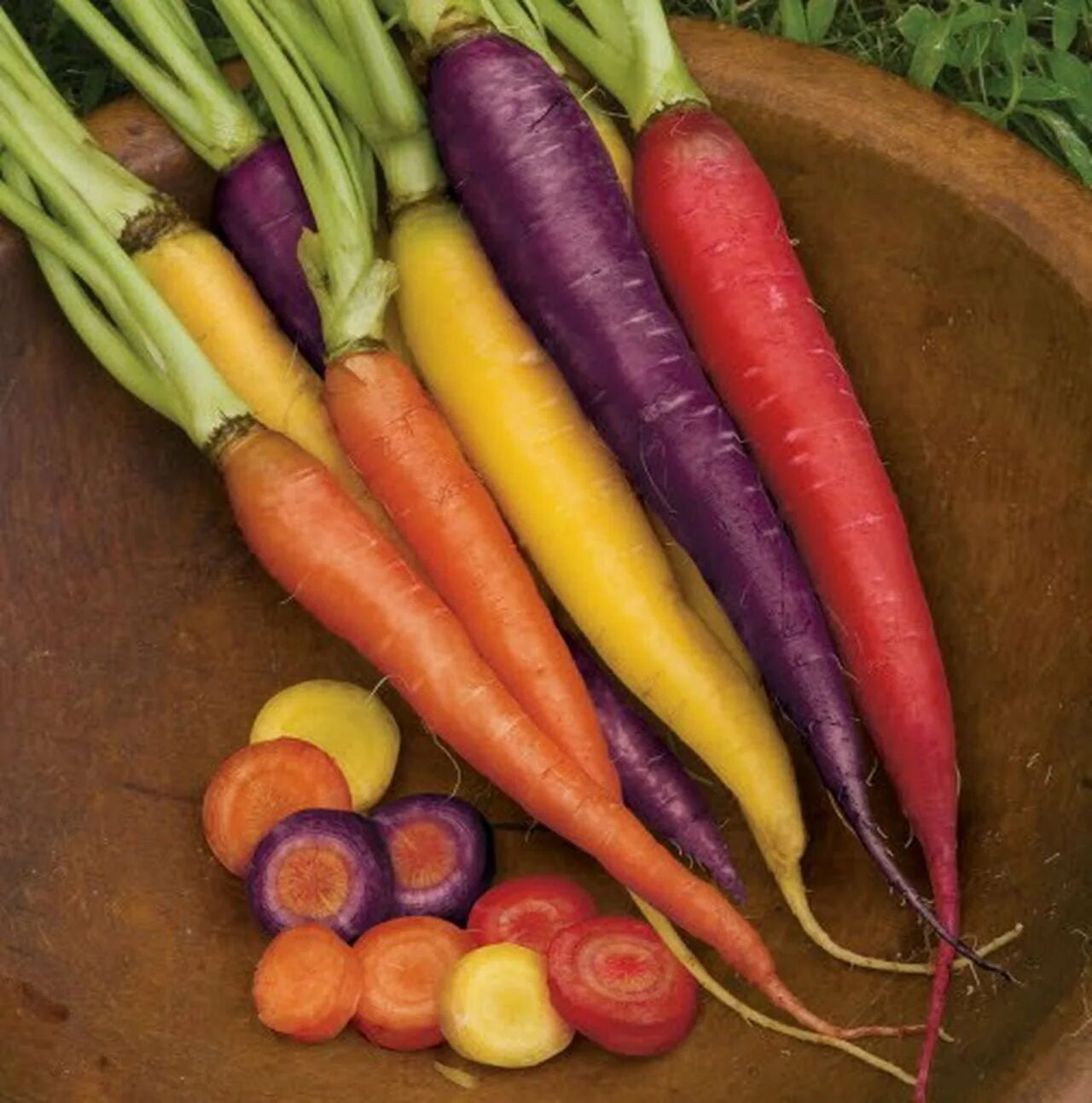 Синий про овощи. Разноцветная морковь. Овощи необычной формы. Цветные овощи. Цветные овощи и фрукты.