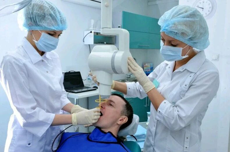 Стоматолог барнаул отзывы. Шукшина 19 стоматология. Арт стоматология Барнаул. Стоматологическая клиника Барнаул. Ар клиника стоматология.