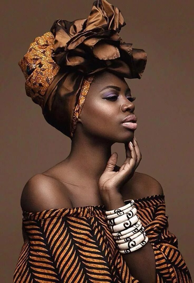 Africa women. Красивые африканки. Африканские женщины. Африканские фотомодели. Африканка модель.