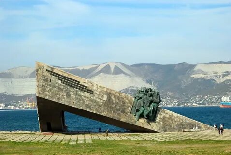 Стена в новороссийске