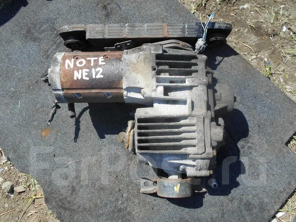 Редуктор nissan note. Бочёк антифриз в хонда срв 2000 долив. Редуктор ниссан е пауэр. Ниссан ноут задний редуктор. Редуктор nissan note e power.