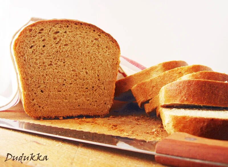 Био хлеб. Длина хлеба. Хлеб с паром. Хлеб получился плотным. Хлеб с тростниковым сахаром.