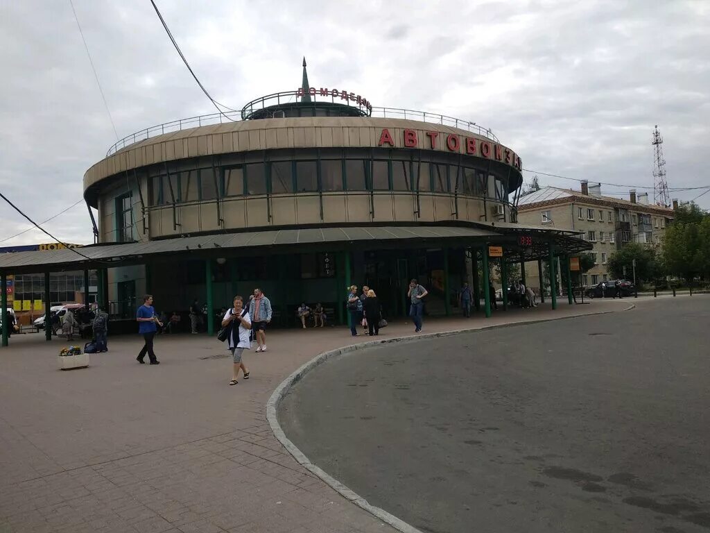 нф аптека. тц семь дорог дзержинск. харьков привокзальная площадь. здание вокзала новый петергоф. семь дорог дзержинск.