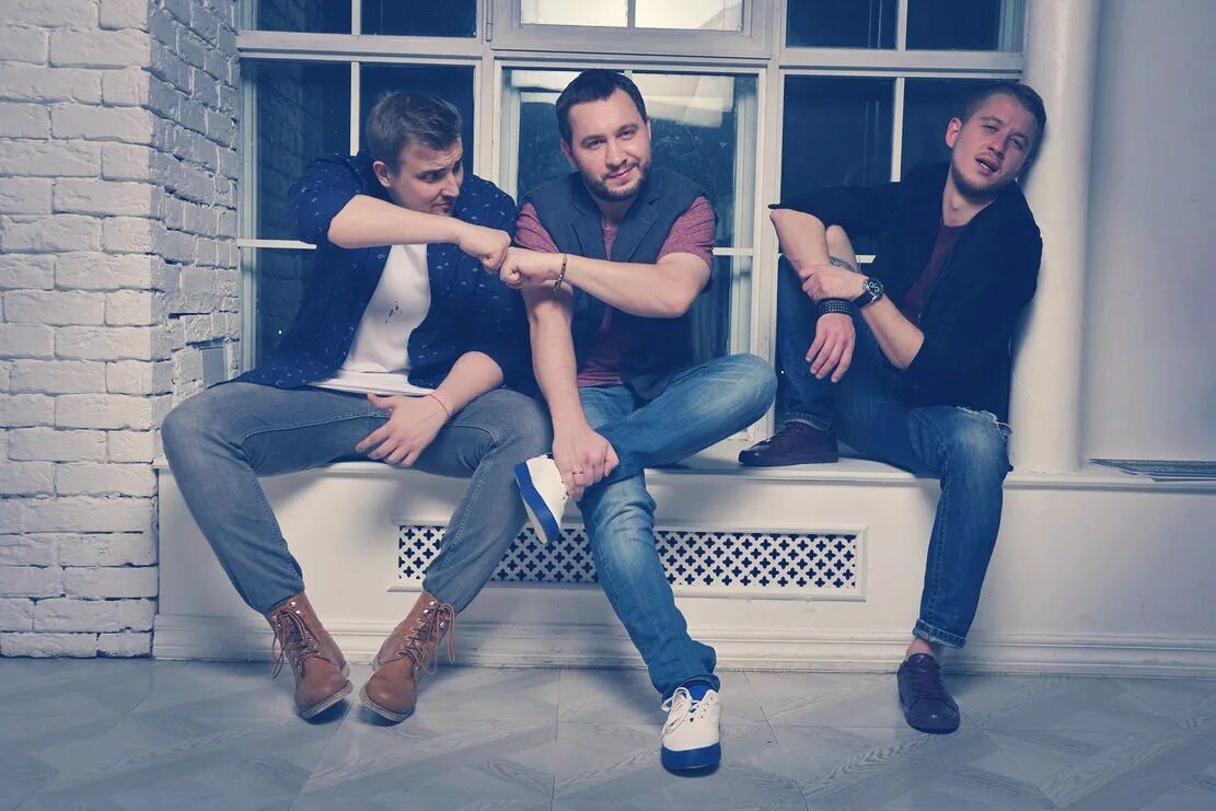 Та сторона песни. Та сторона песни. Та сторона группа. Та сторона группа фото. Та сторона фото.