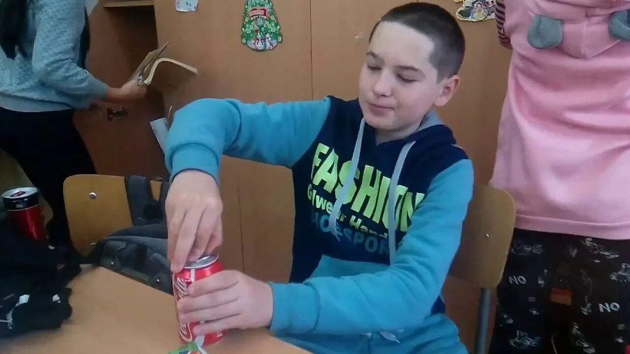 Саня кво. Саня кво. Vagabund. Взлет дизайн. Фрэнсис росси в молодости.