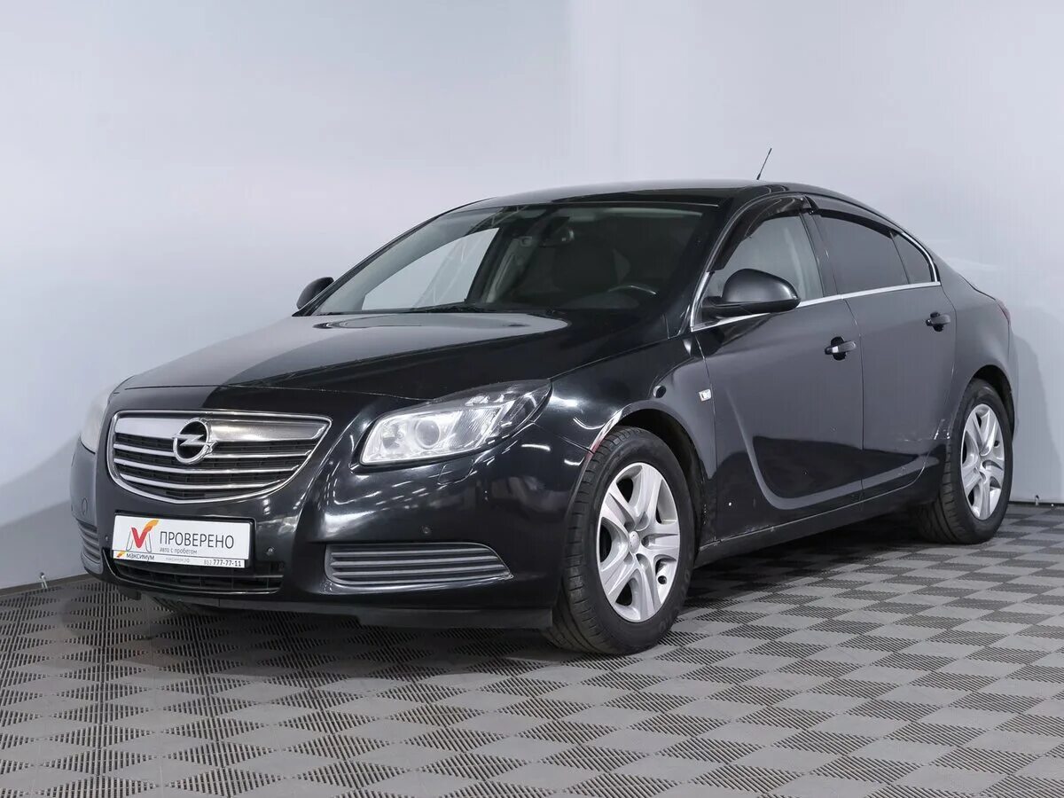 Опель инсигния какой двигатель. Опель Инсигния 2010 седан. Opel Insignia 1. Опель Инсигния 2010 1.8 механика .. Opel Insignia 2010 1.8.