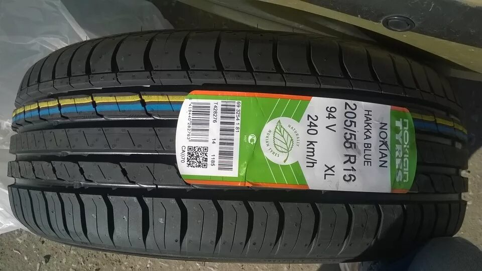 Nokian r16 лето. Nokian Hakka Blue 3. Hakka Blue 2 205/55. Nokian Tyres Hakka Blue 2 205/55 r16. Nokian Hakka Blue 205/55 r16.