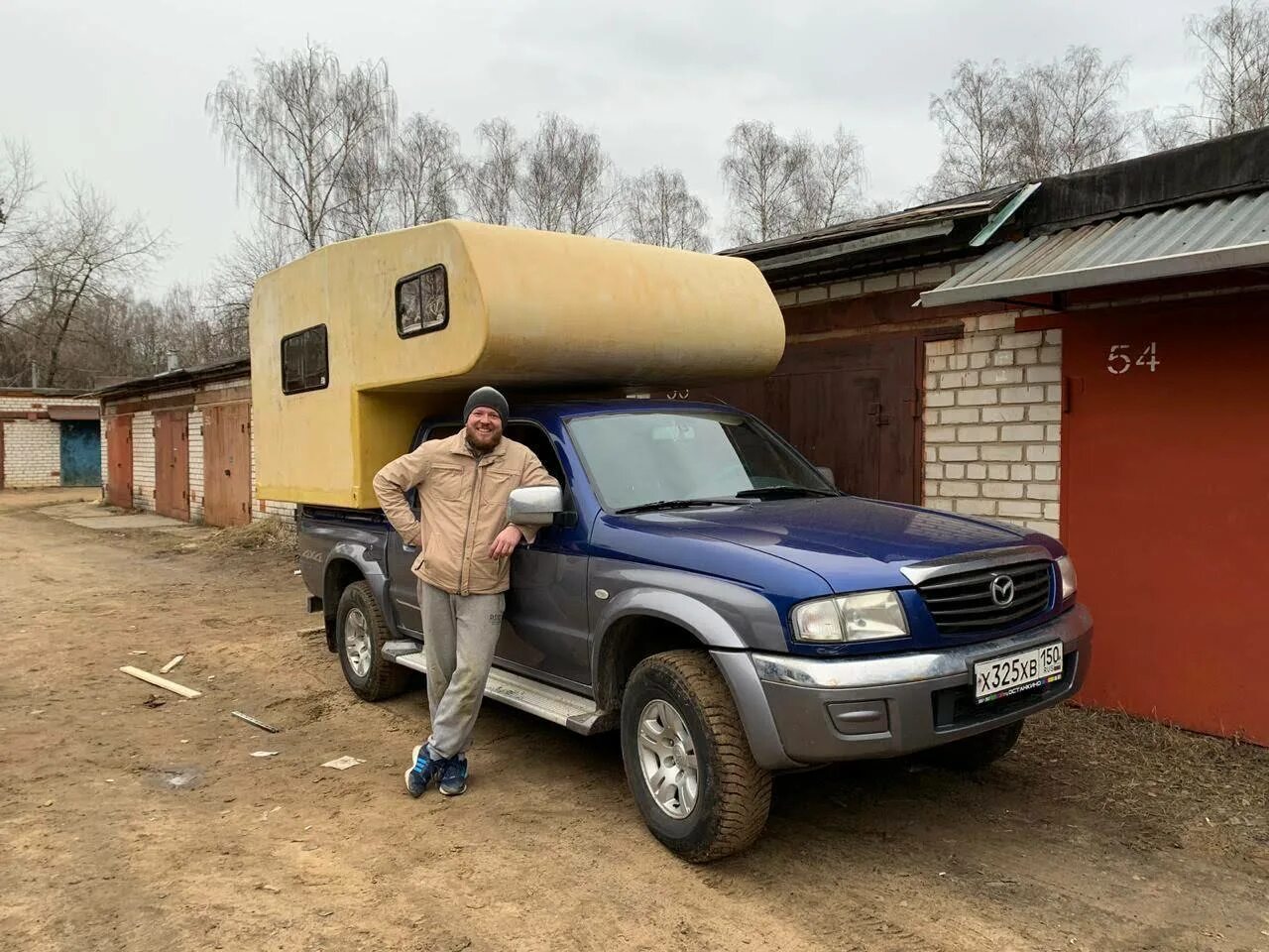 Дом на пикап. Автодом Pickup Camper. Пилигрим кемпер в пикап. Пилигрим автодом. Пилигрим кемпер l200.