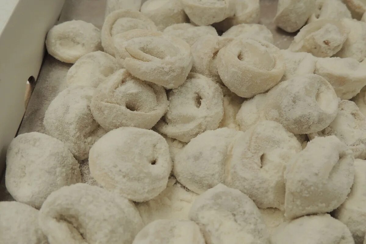 В каких пельменях нашли кишечную