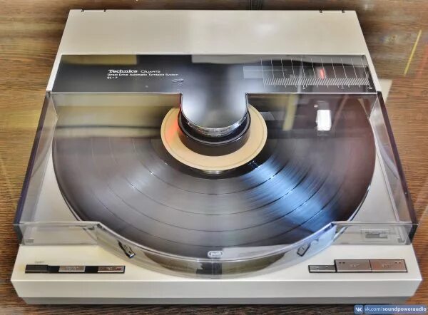 Technics SL-7. Technics тангенциальный проигрыватель винила. Тангенциальный проигрыватель винила Sony. Техникс проигрыватель винила кварц.