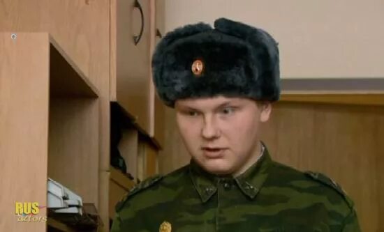 кремлевские курсанты 65. алексей боченин кремлевские курсанты. кремлёвские курсанты время стойки на посту. майор кольцов кремлевские курсанты. сергей жолобов кремлевские курсанты.