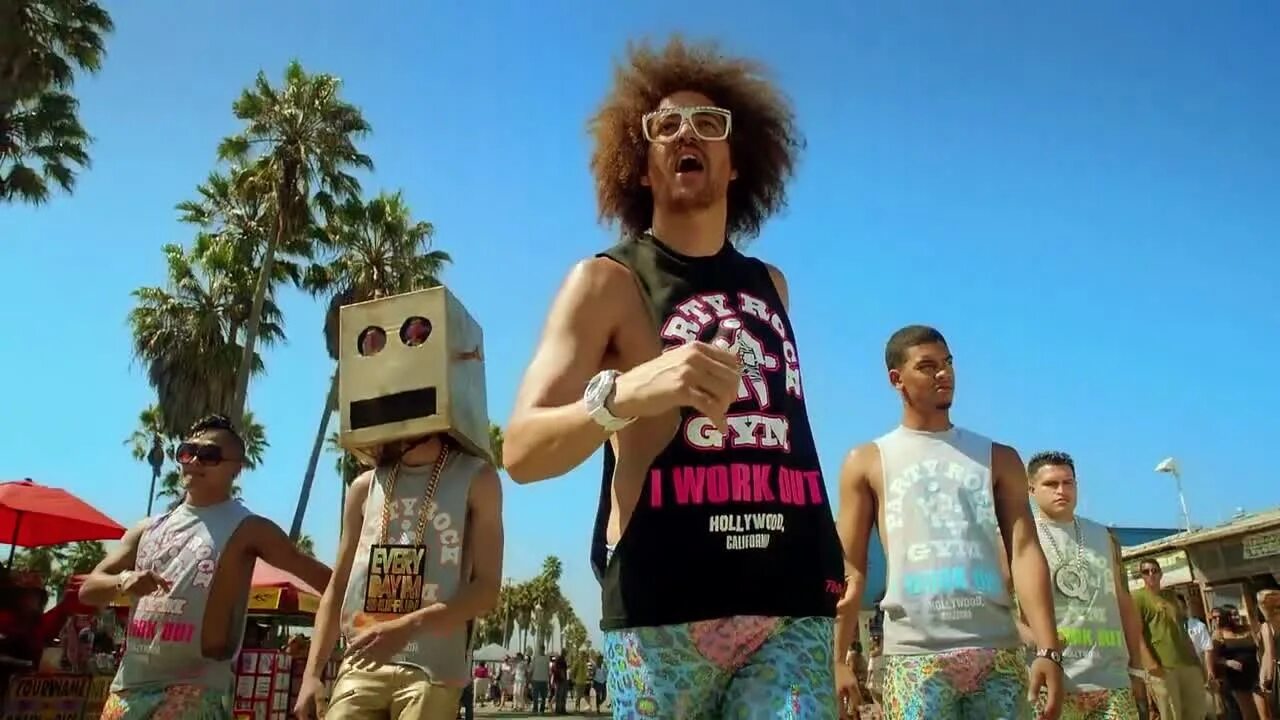 Группа LMFAO. LMFAO робот. LMFAO обложка.