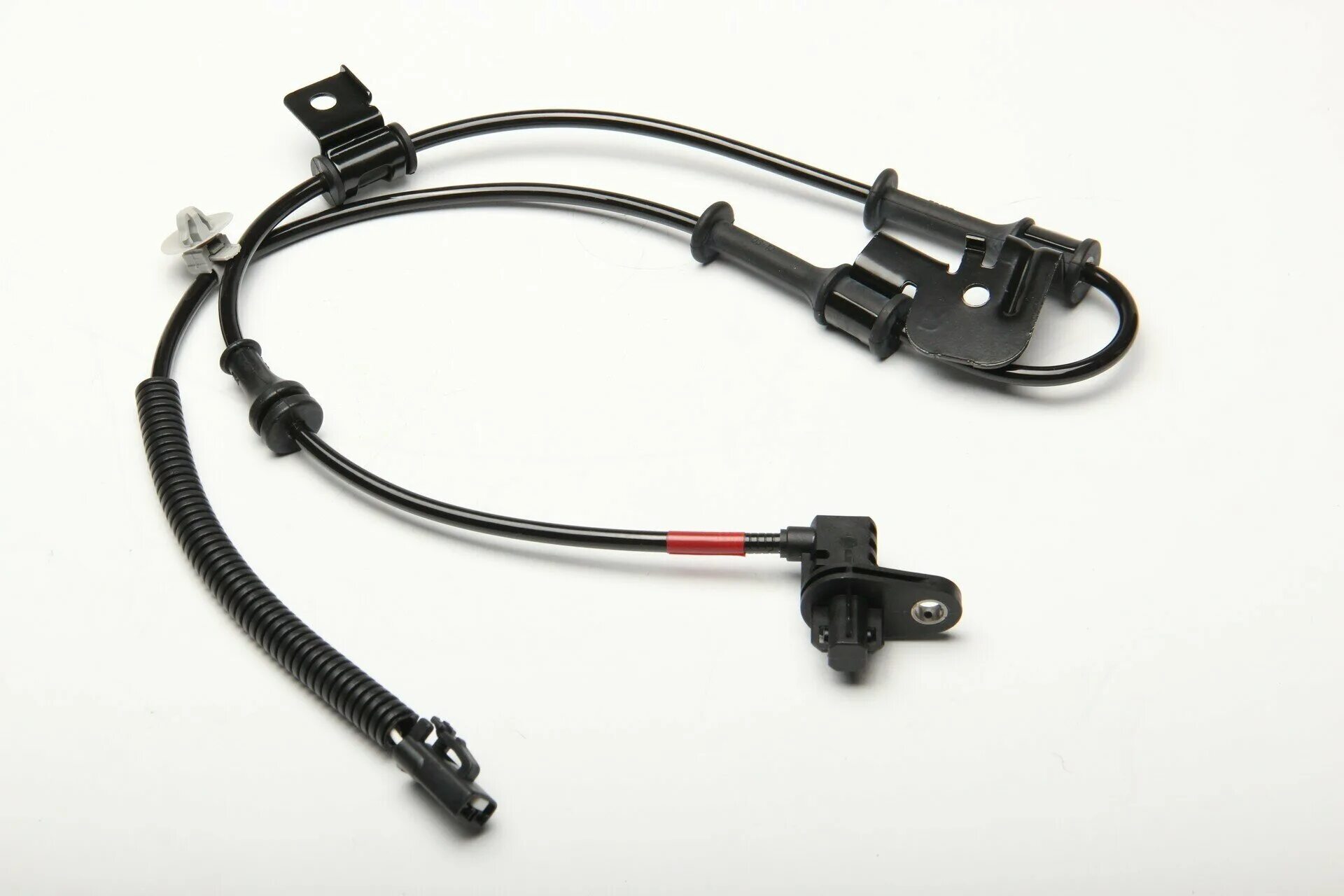 Датчик abs на hyundai solaris задний. Датчик abs solaris. Датчик абс передний левый хендай солярис 2018. Задний датчик абс хендай солярис. Датчик абс передний правый.