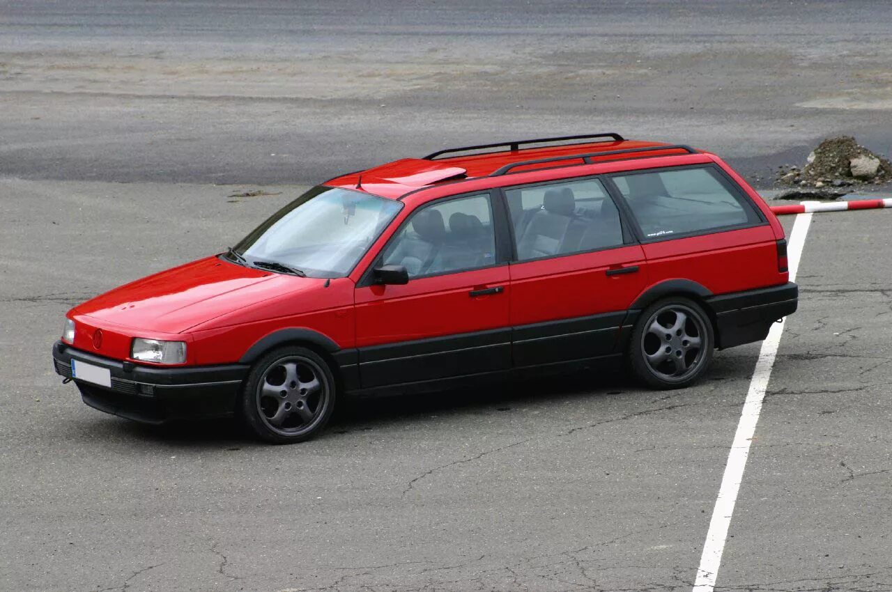 Volkswagen passat b3 variant. Фольксваген пассат b3. Vw passat 1988. Фольксваген пассат б3. Volkswagen passat b3 wagon.
