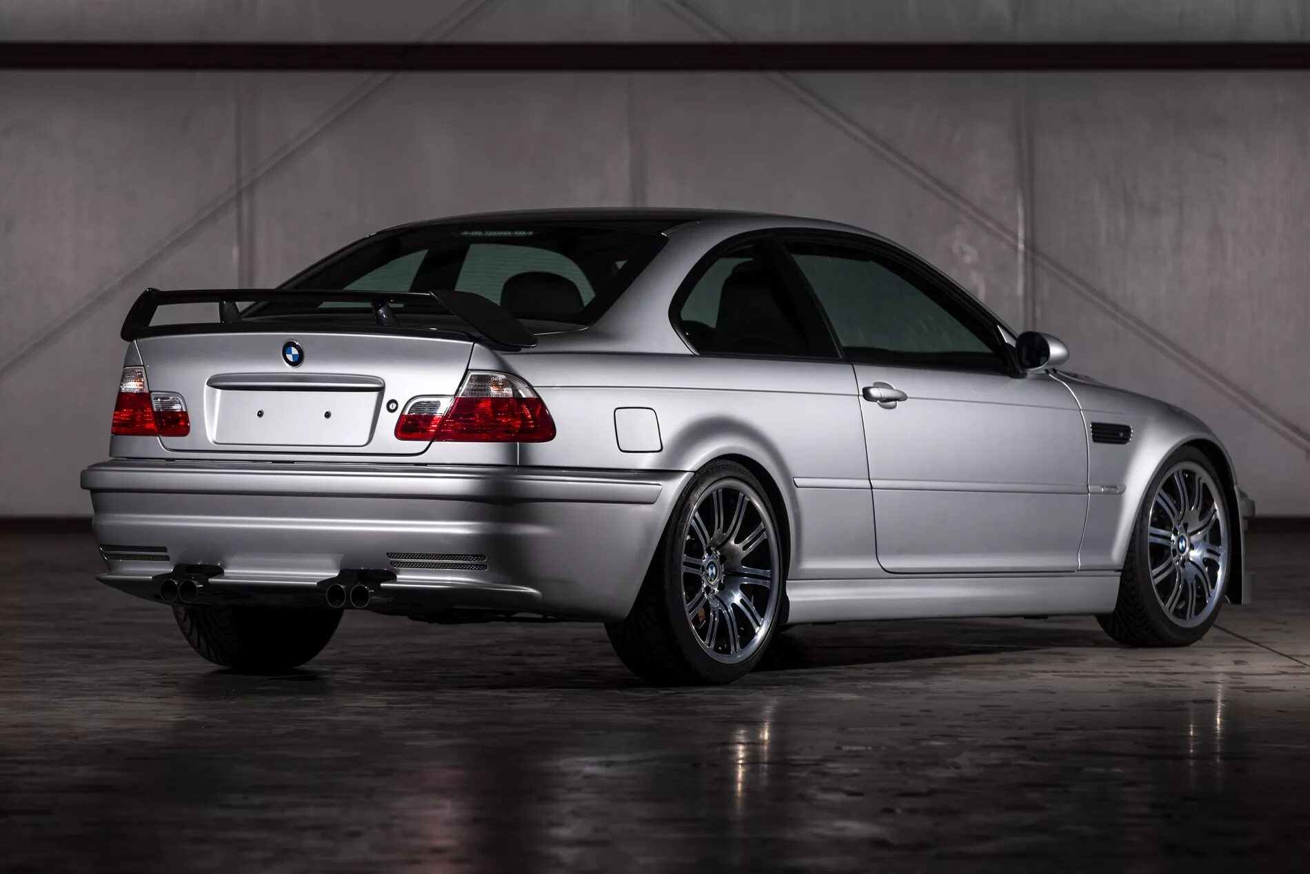 M3ga nh