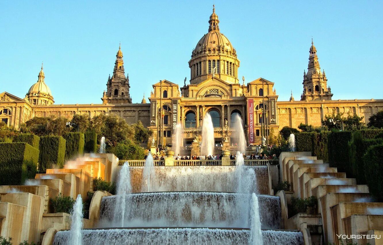 Достопримечательности италии пизанская башня. Пизанская башня (пиза, италия). Колизей и пизанская башня. Падающая башня пизанская башня. Санкт петербург достропечательности.