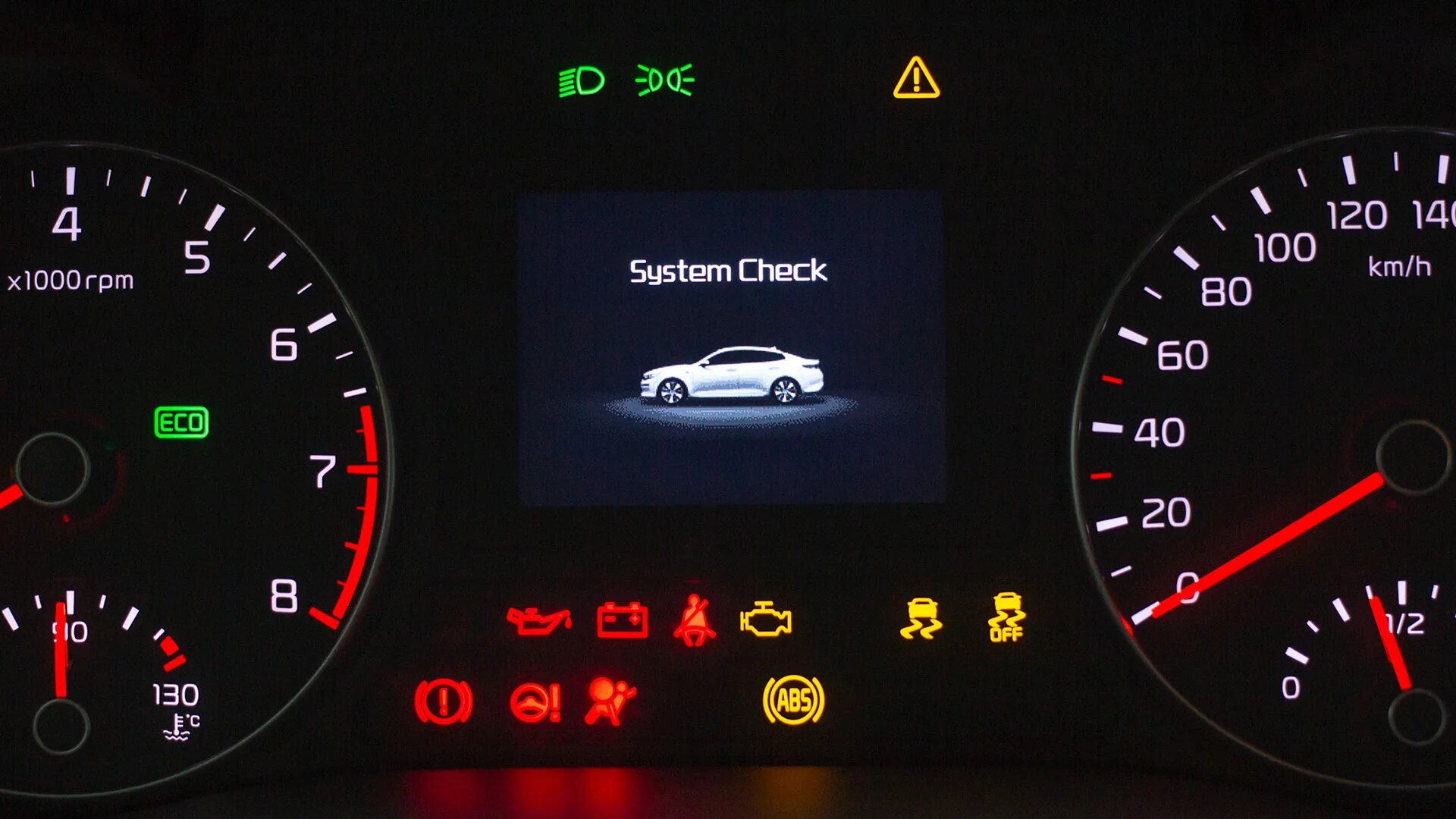 Panel check. Check engine спидометр. чек на спидометре. лексус спидометр значки на приборной. индикатор аккумулятора автомобиля на приборной панели.