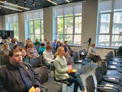 В санкт петербурге проходит форум