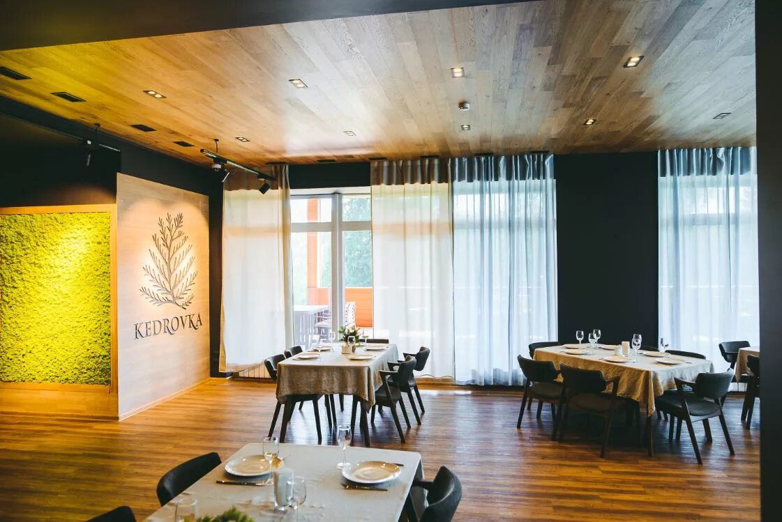 Карлык новокузнецк кедровка спа. Кедровская спа новокузнецк. Загородный отель кедровка новокузнецк. Кедровка спа новокузнецк бронирование. Бронь кедровка спа.