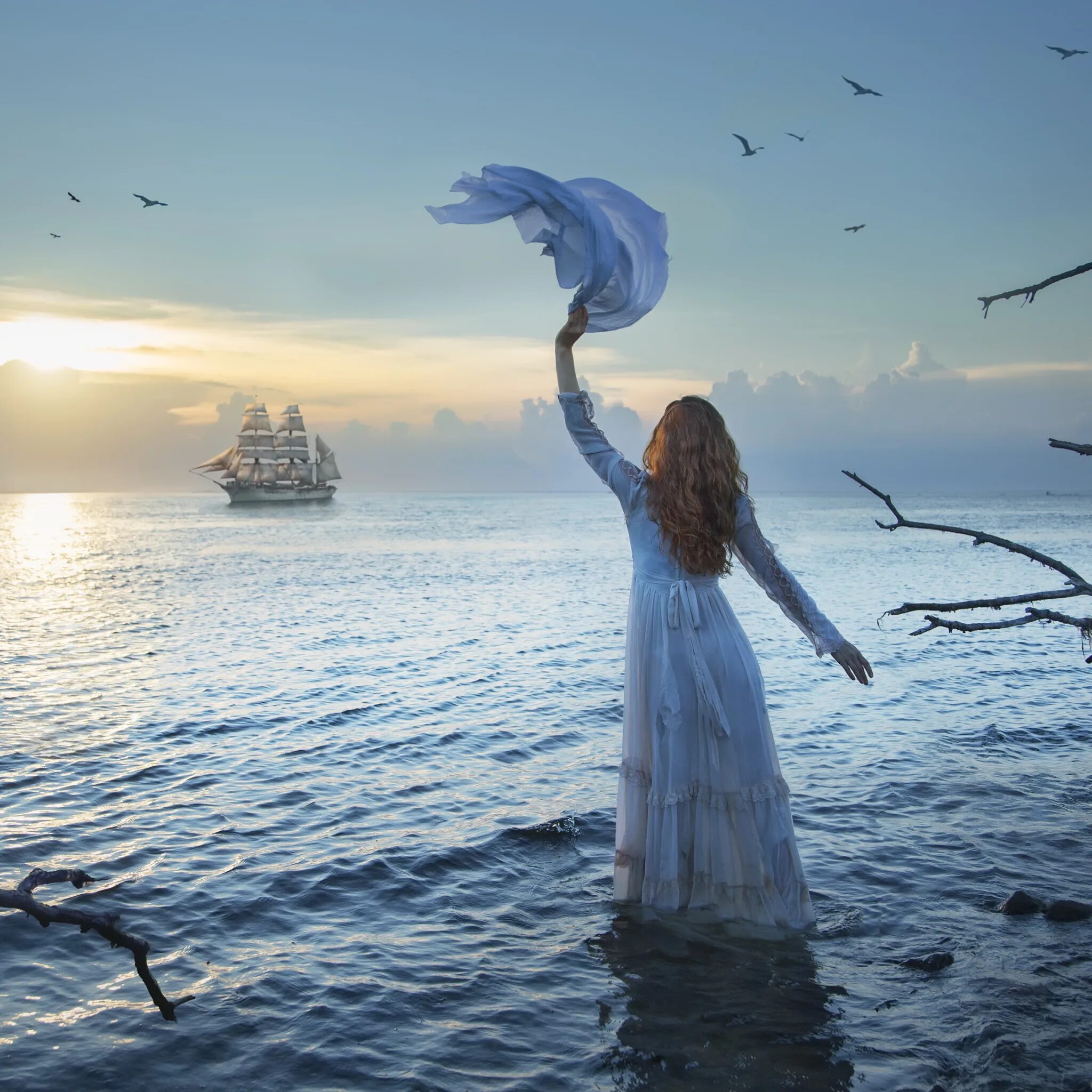 Песня человек море. Девушка на корабле. девушка-море. девушка море корабль.