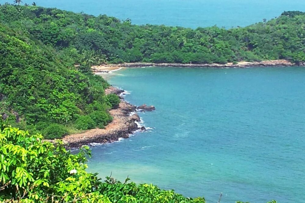 Джангл бич. Джунгли бич унаватуна. jungle beach шри ланка. galle джангл бич. пляж jungle beach.