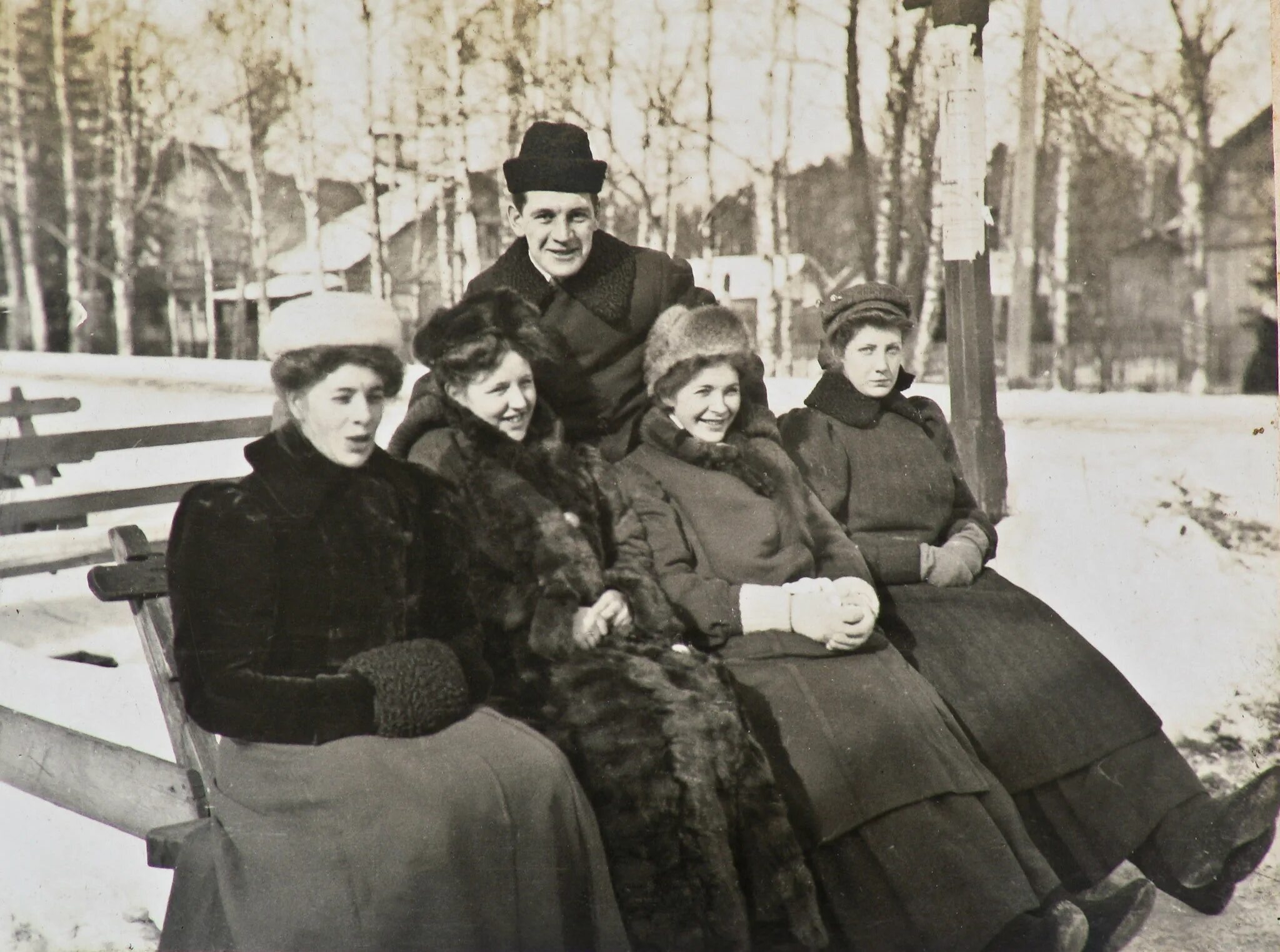 1800 х годах. Люди 1900 года в России. Семья в России до 1917. Зима 1917. Фото 1900 годов семейные.