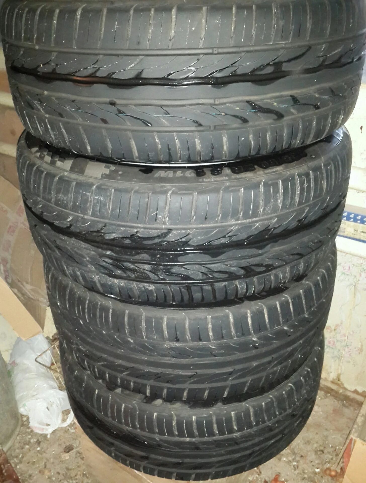 Резина кумхо отзывы владельцев. Kumho ecowing es01 kh27. Кумхо экста пс 31. Kumho solus r14. Резина кумхо отзывы владельцев.