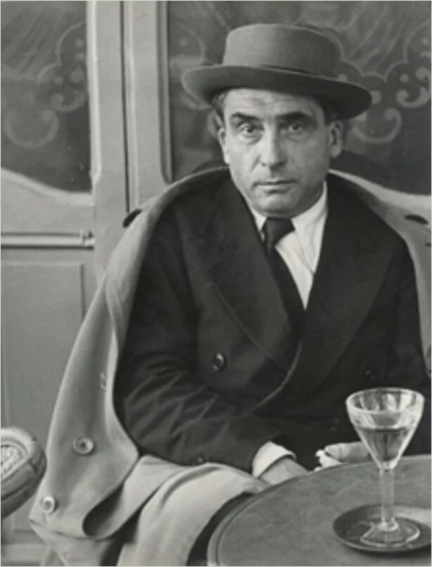 Пьер реверди поэт. Париж 1948 лилиан. Пьер реверди поэт. Жак превер французский поэт. Пьер реверди.