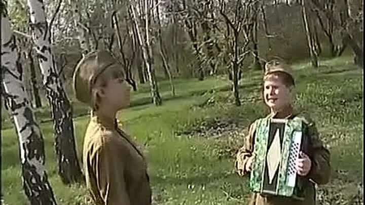 Тальяночка губин. Расскажи тальяночка. Танец тальяночка. Тальяночка текст. Играй рассказывай тальяночка сама.