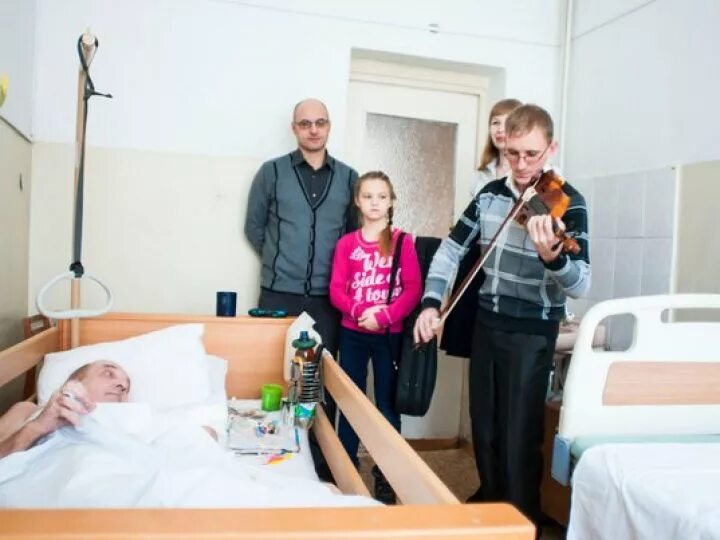 Студенты Кузбасской семинарии посетили хоспис - Официальный сайт Кузбасской митр