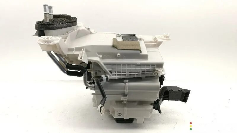 Мотор печки мазда 6 gh. Печка мазда 6. Корпус печки мазда 6 2004 год. Моторчик печки сат на мазда 6 gh. Печка мазда 6.