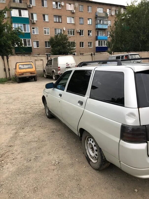 Авто ру орск авто с пробегом. Авторынок орск. Жуковского, 17. Ваз 2111 гнилая. Орск объявления.