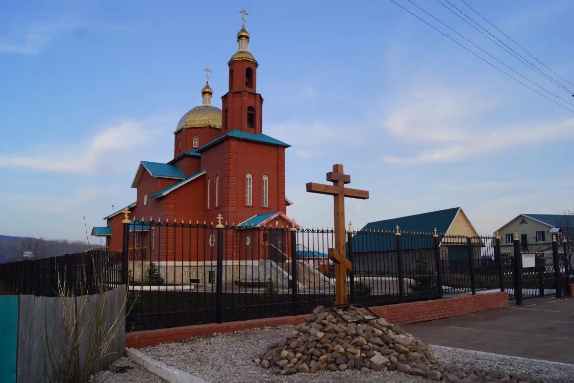 Респ башкортостан мелеузовский р н. Церковь архангела михаила зирган, башкортостан. михаило-архангельский храм (зирган). зирган мелеузовский район. село зирган мелеузовского района башкирии.