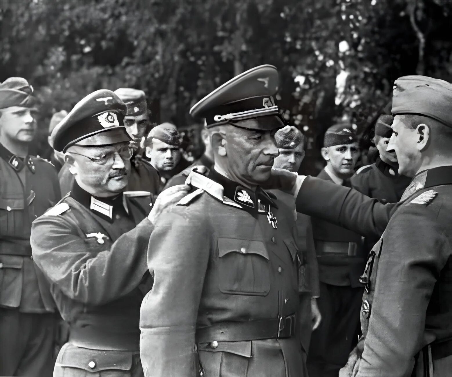 Генерал СС Пауль Хауссер. Пауль Хауссер фото. Пауль Хауссер после войны.