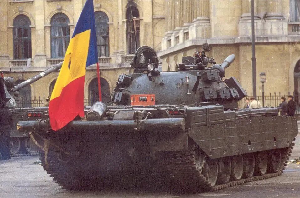 Tr-85m1 bizonul. Тр-85 танк румыния. Командирский танк т-72к. Tr-85m1 «бизон». Танк tr-85m1 bizonul.