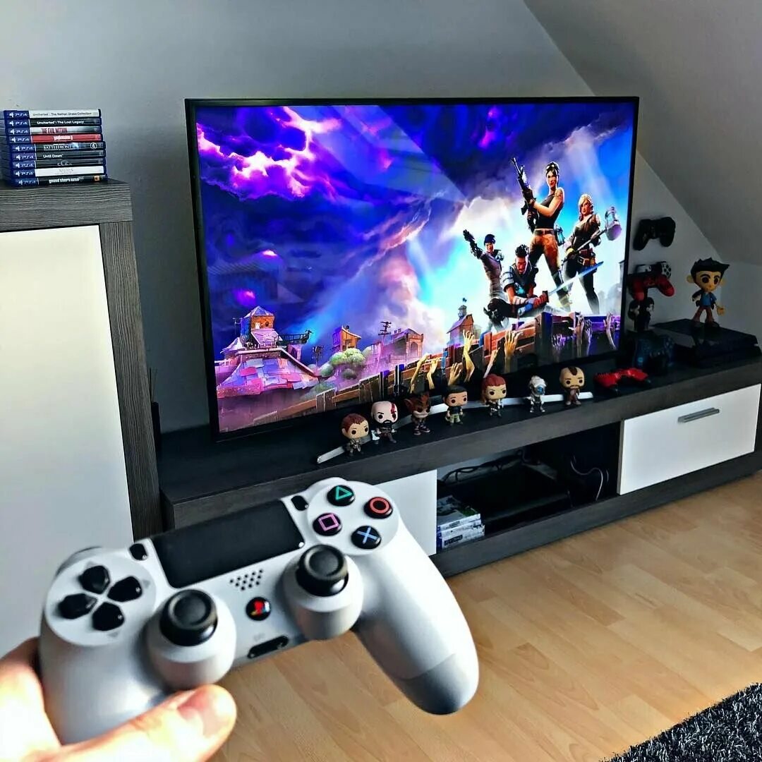 Sony playstation 5 gta. Child's play xbox 360. Sony playstation 4 игры. Как играть в пс. Консоль плейстейшен 4.