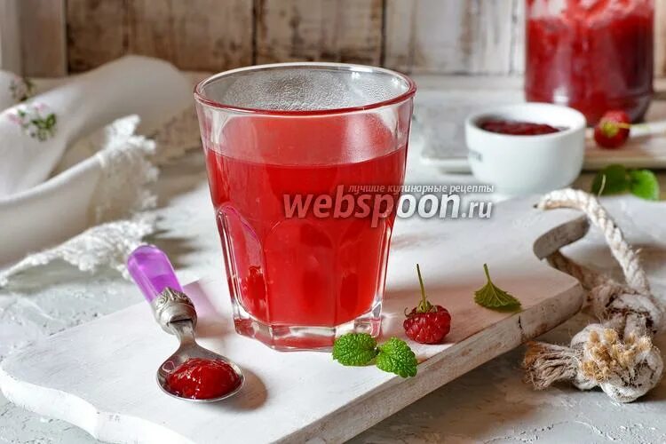 Рецепт киселя с крахмалом из варенья. Кисель с хреном. калорийность киселя из варенья и крахмала. как варить кисель из малинового варенья. густой кисель из варенья и крахмала рецепт с фото.