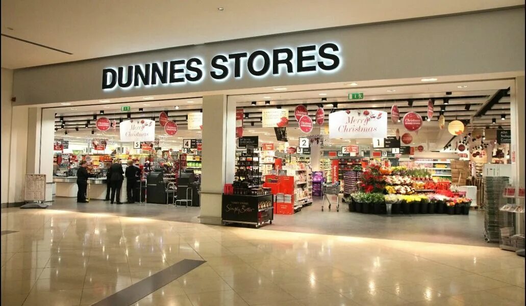Some more store. Dunnes Stores пакет. Dunnes Stores бренд. Dunnes Stores в Москве. Ирландская фирма одежды Dunnes Stores.