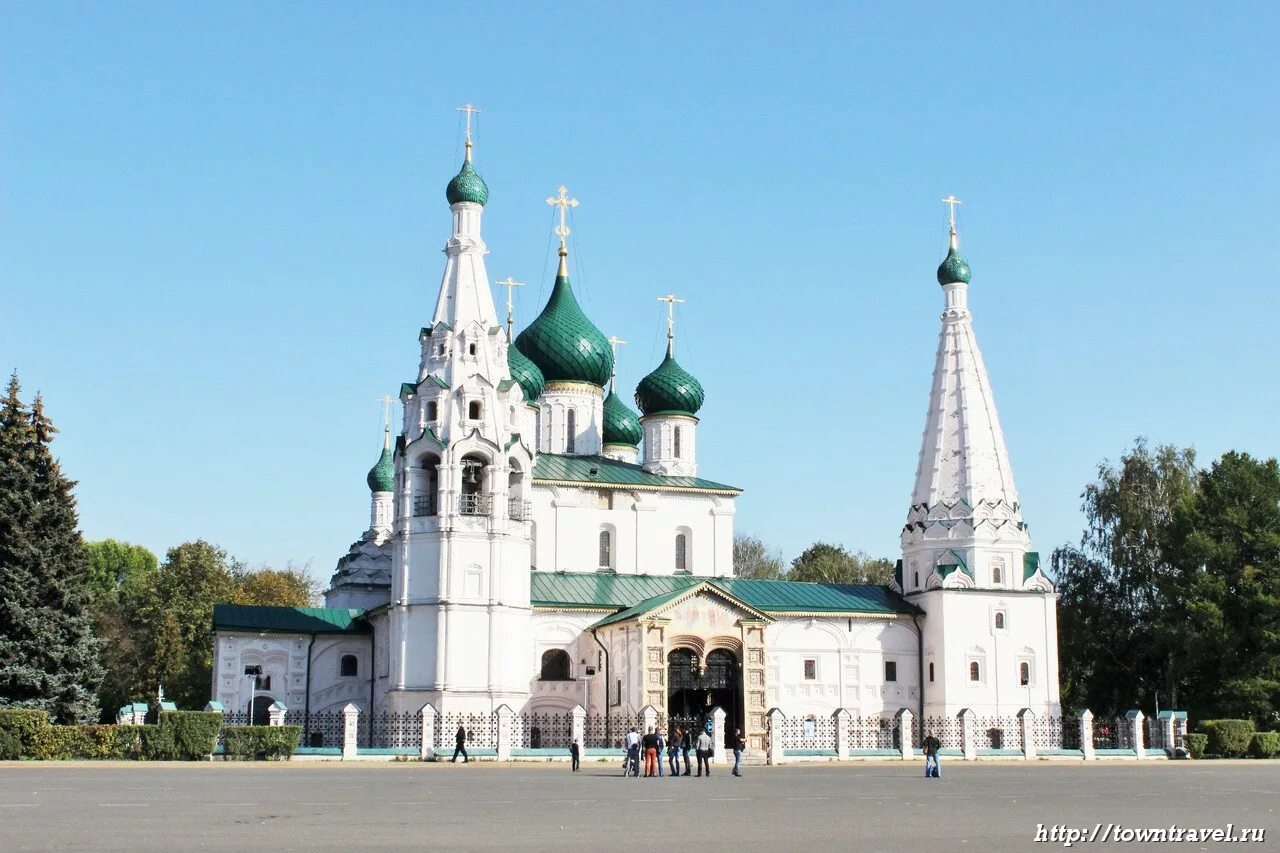Ярославль название достопримечательностей. Храм на советской площади ярославль. церковь ильи пророка ярославль фото.