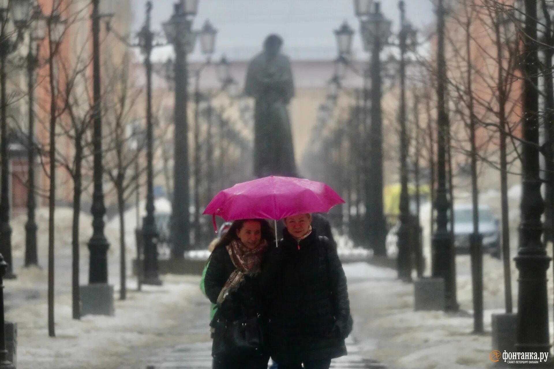 погода в сампетерпурге. дождь в петербурге. погода спб сегодня. мокрый снег в питере. снег в питере.
